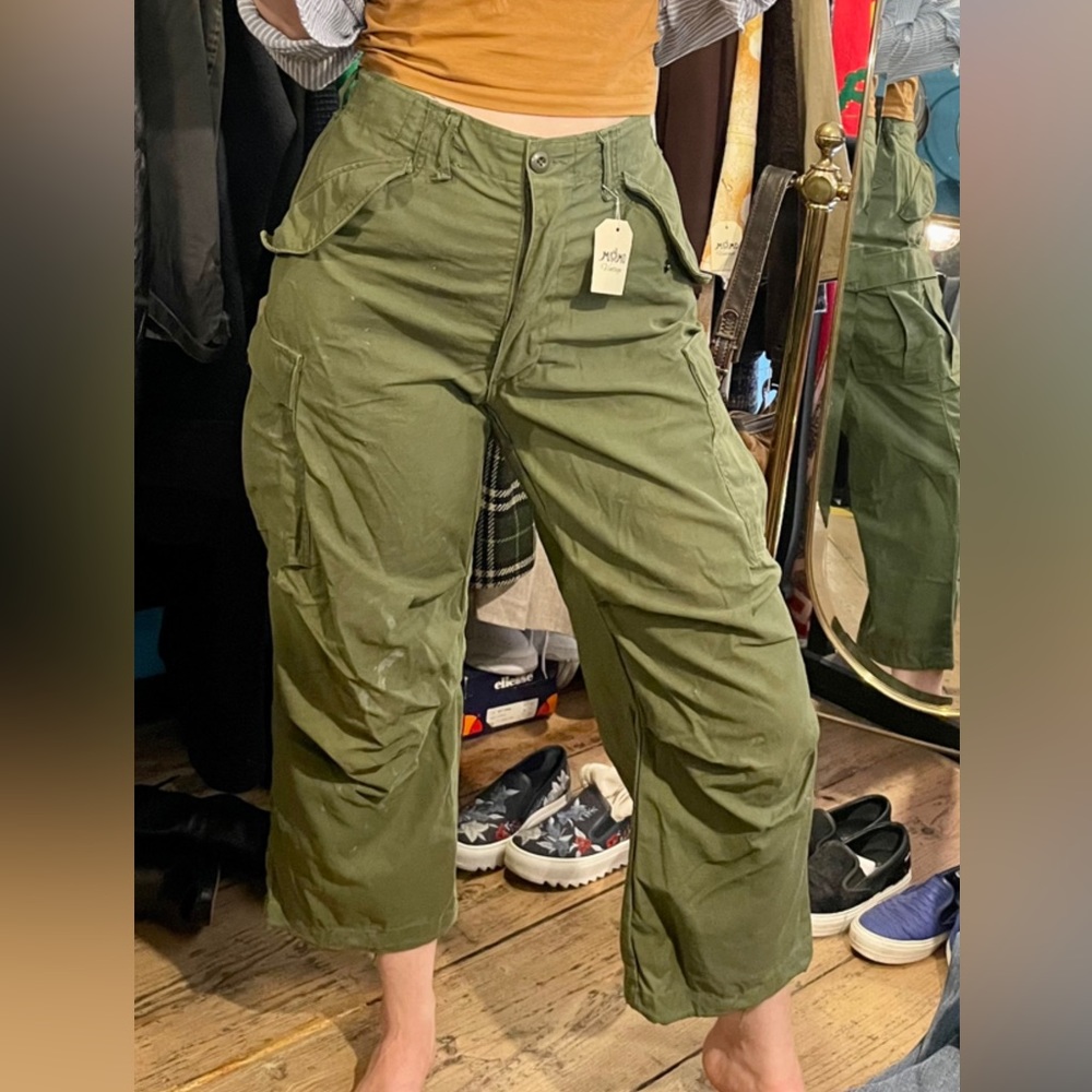 Vintage army green cropped pants from Vietnam. Size small/ short.